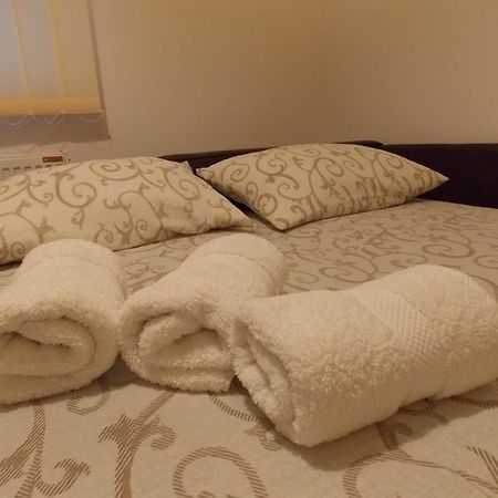 Kety Apartments Крагуєваць Екстер'єр фото