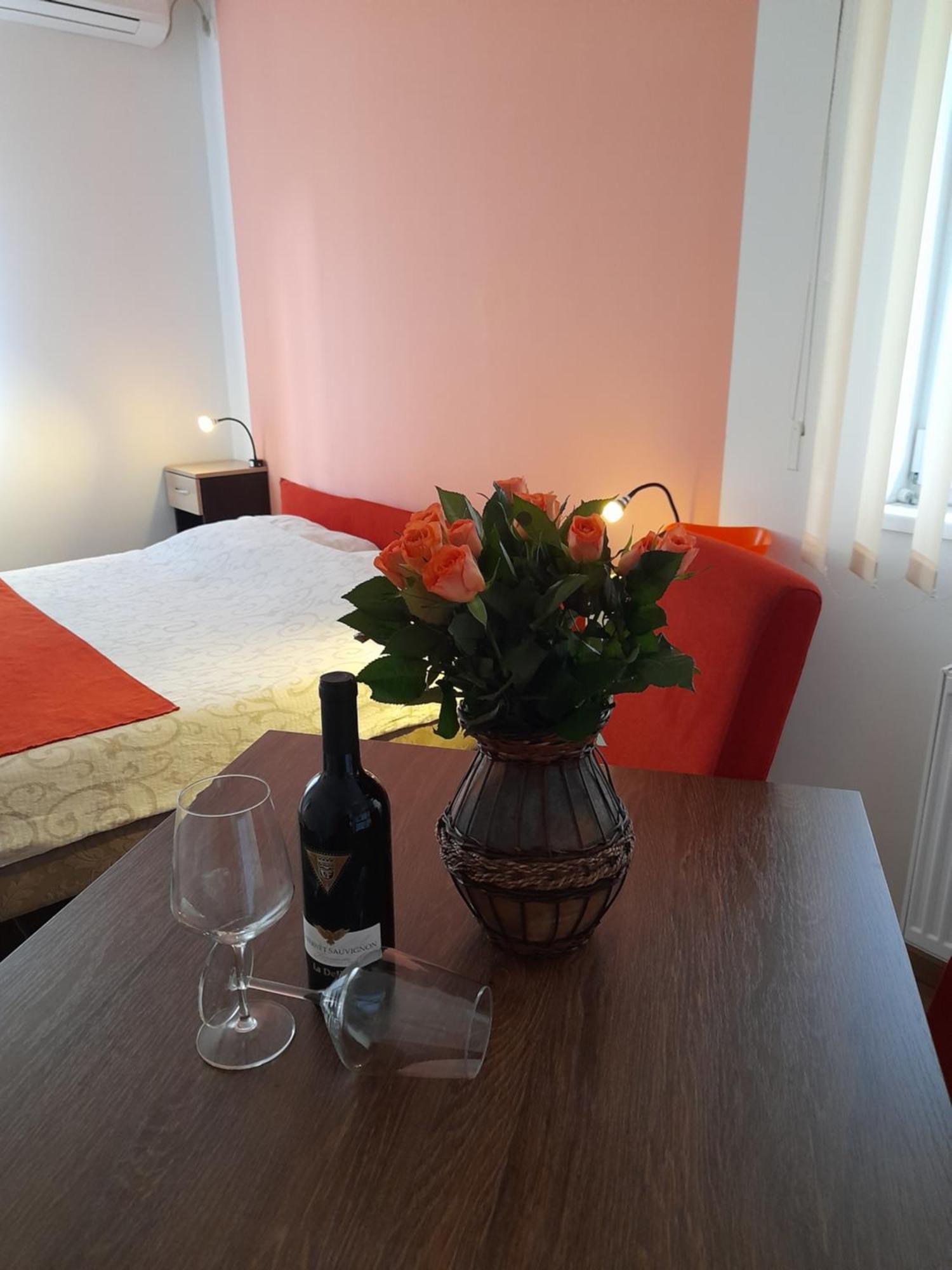 Kety Apartments Крагуєваць Екстер'єр фото